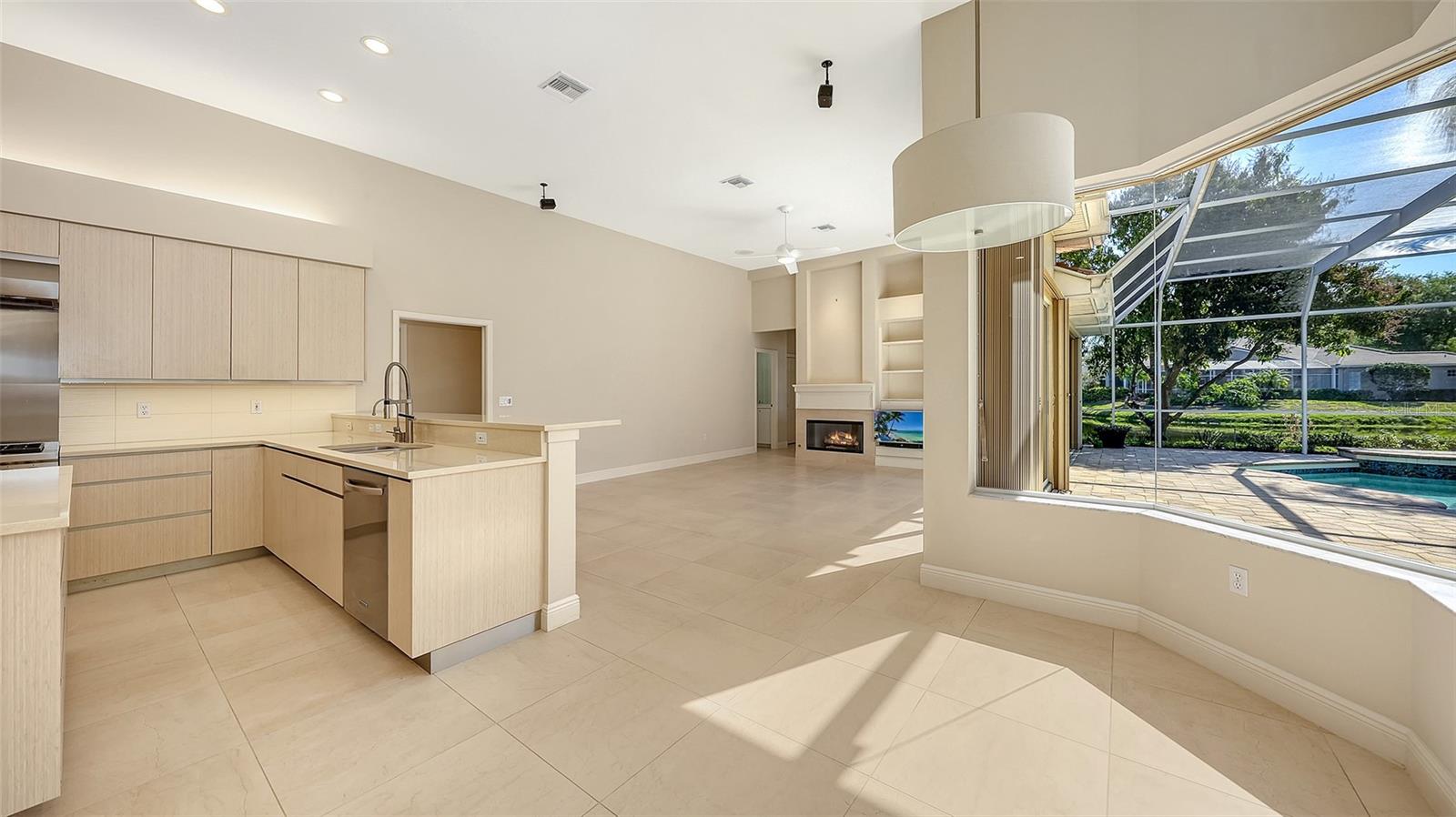 6309 THORNDON CIR, UNIVERSITY PARK, FL, 34201