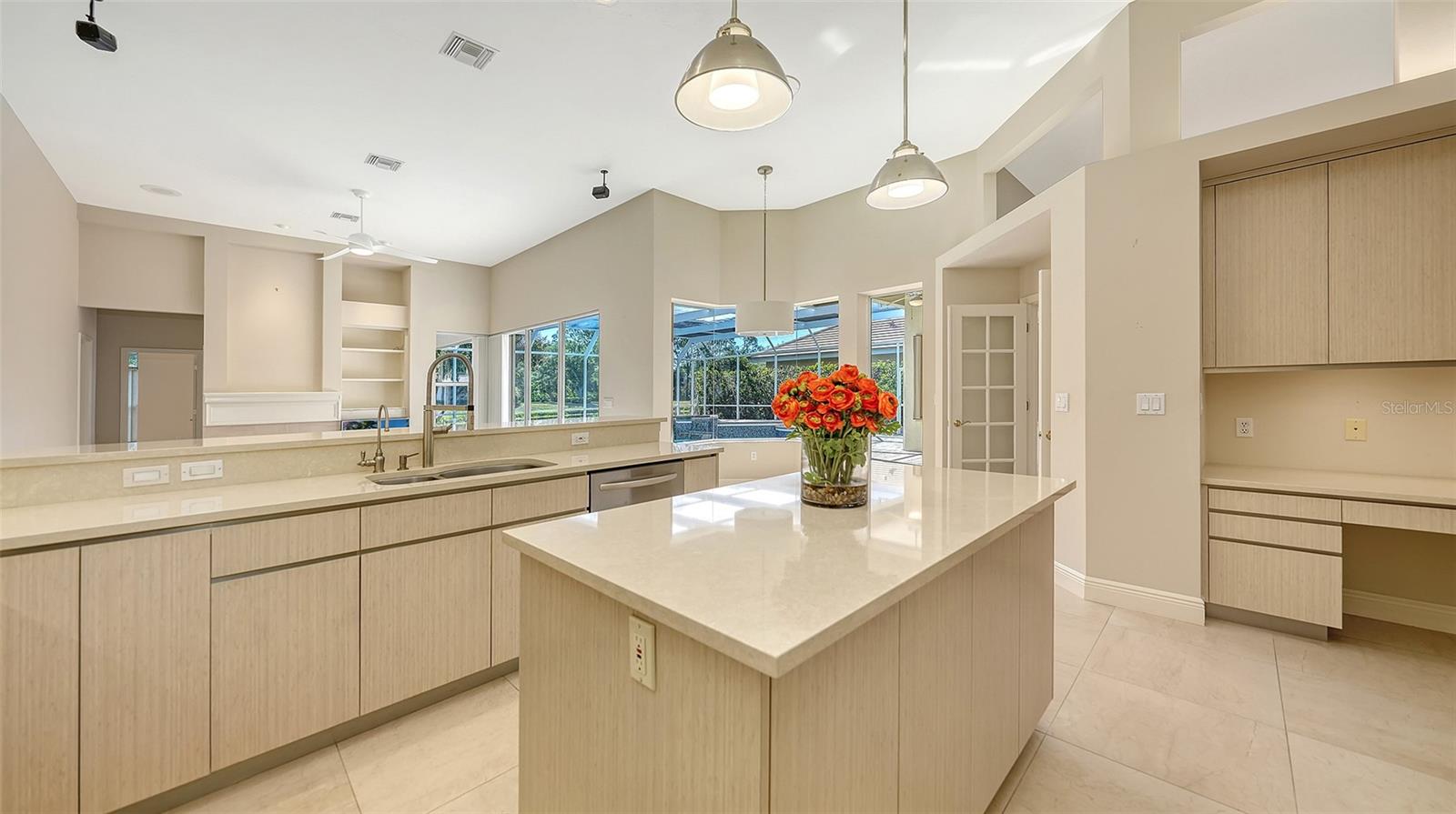 6309 THORNDON CIR, UNIVERSITY PARK, FL, 34201