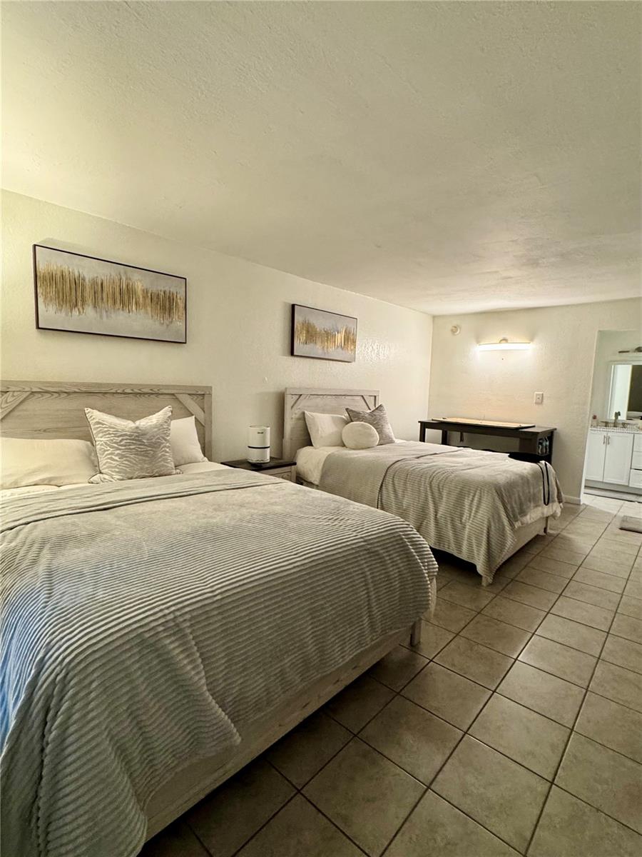 S5144128 Property Photo