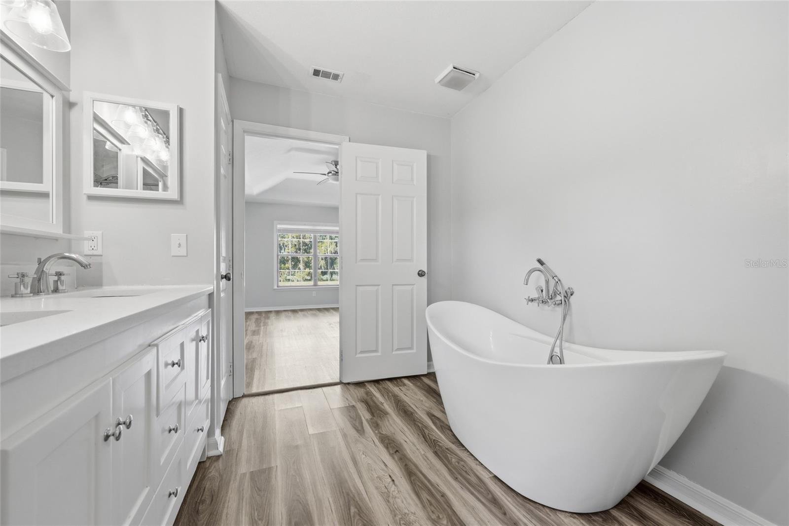 462 SW FAIRLINGTON CT, LAKE CITY, FL, 32025