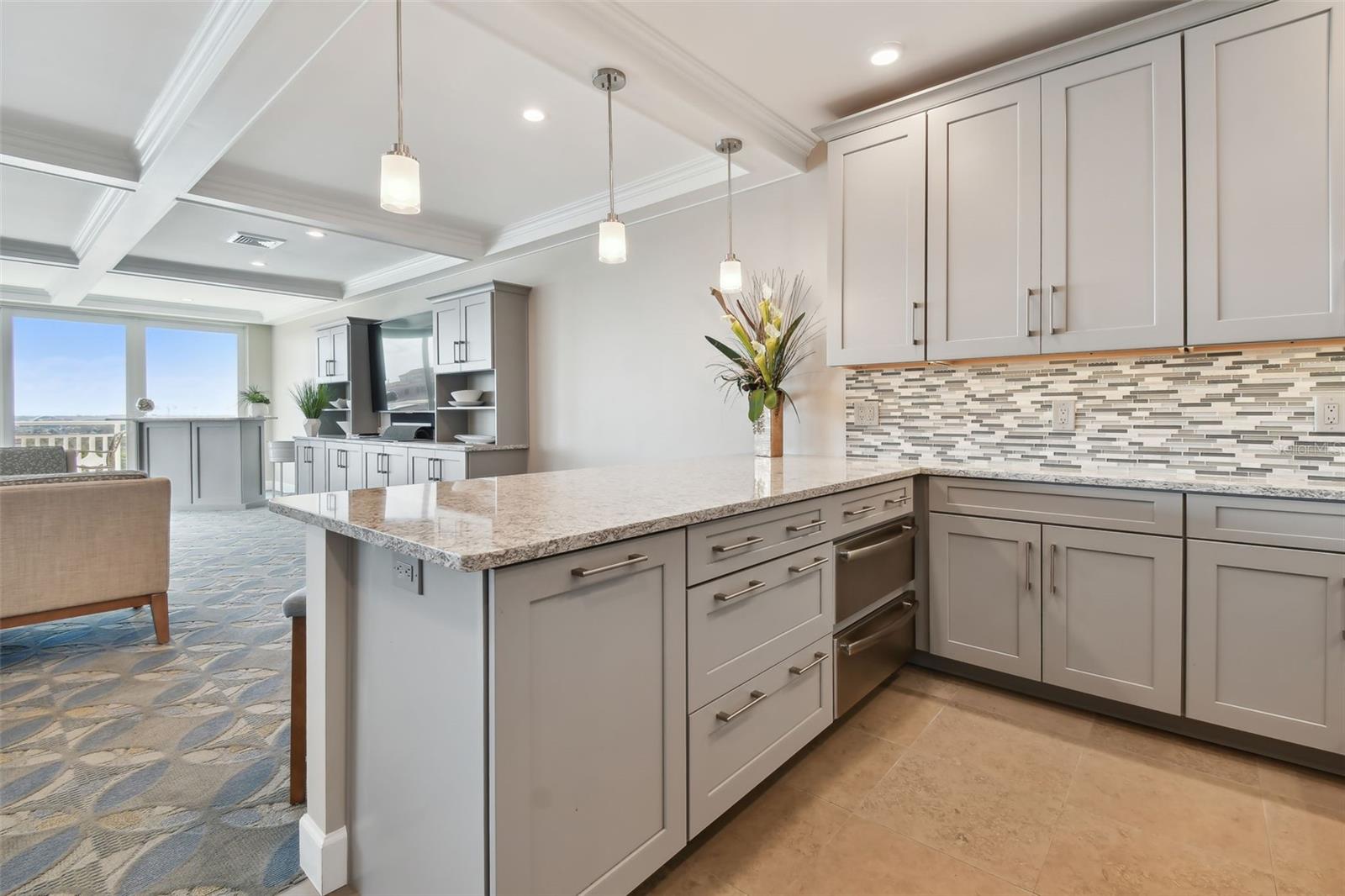 Full kitchen for use while entertaining