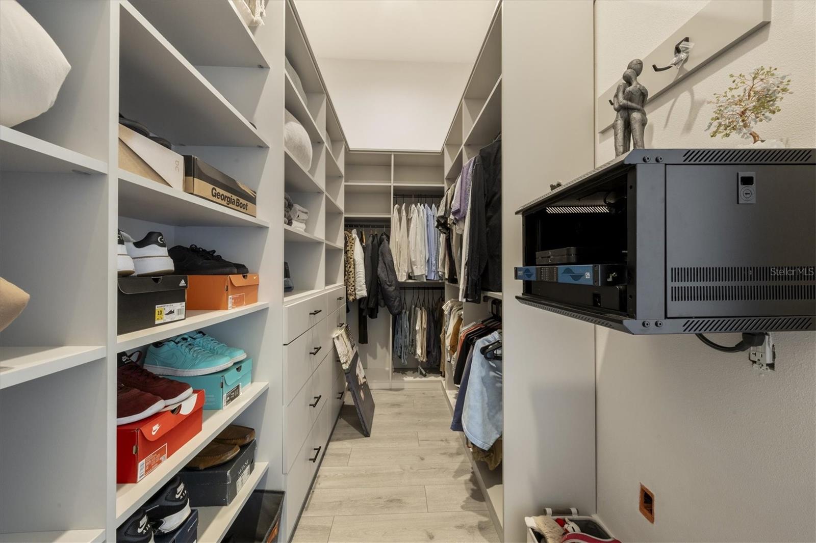 A4683096 Property Photo