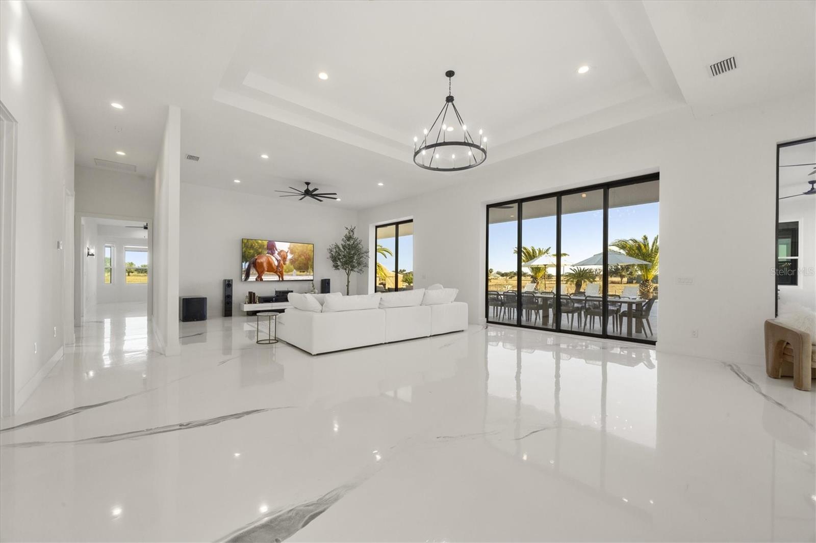 A4683096 Property Photo