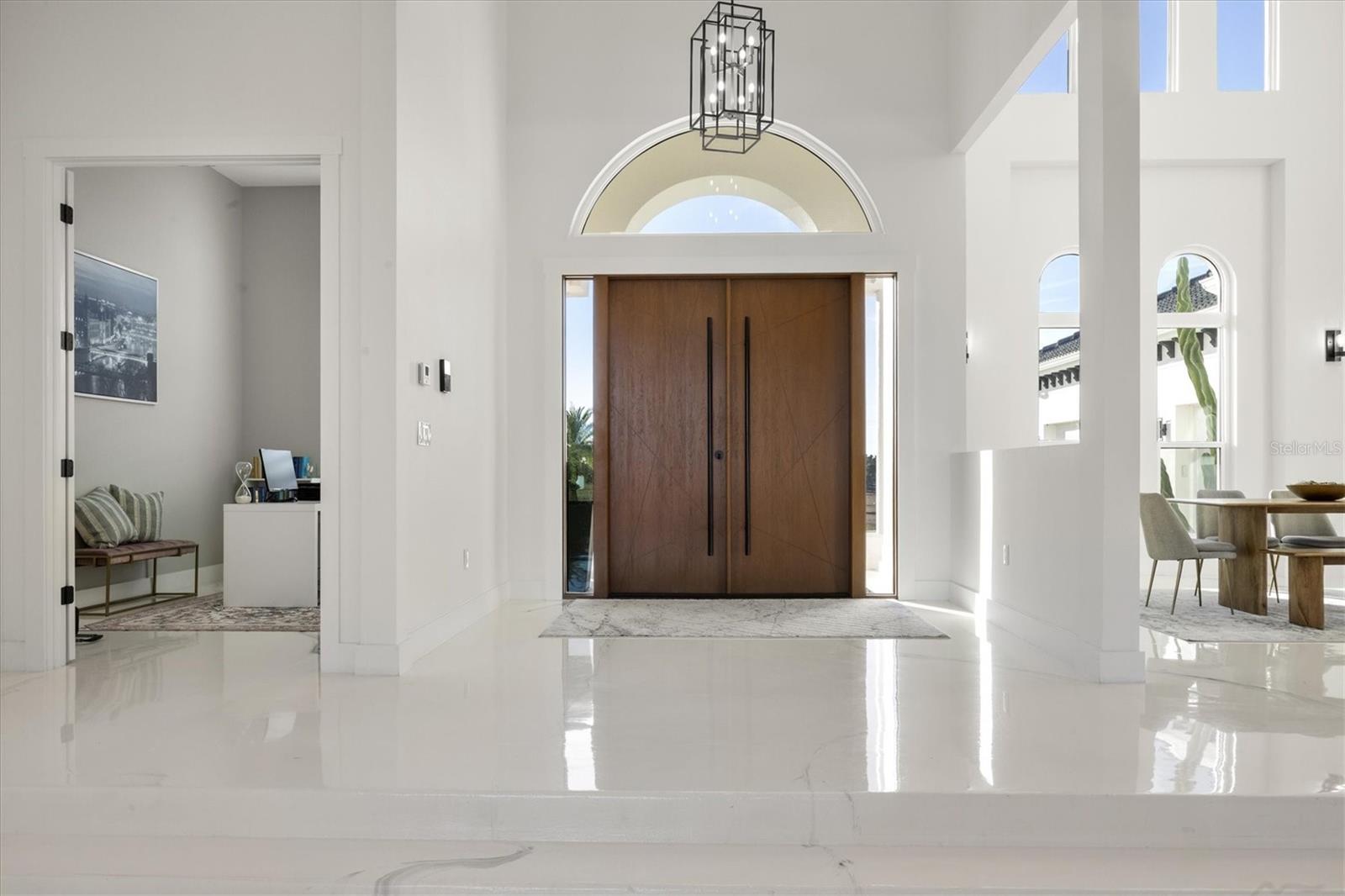 A4683096 Property Photo