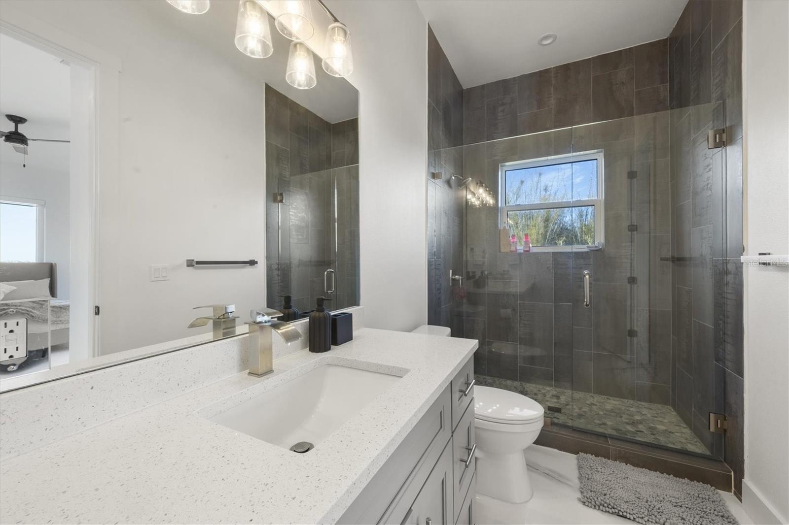 A4683096 Property Photo