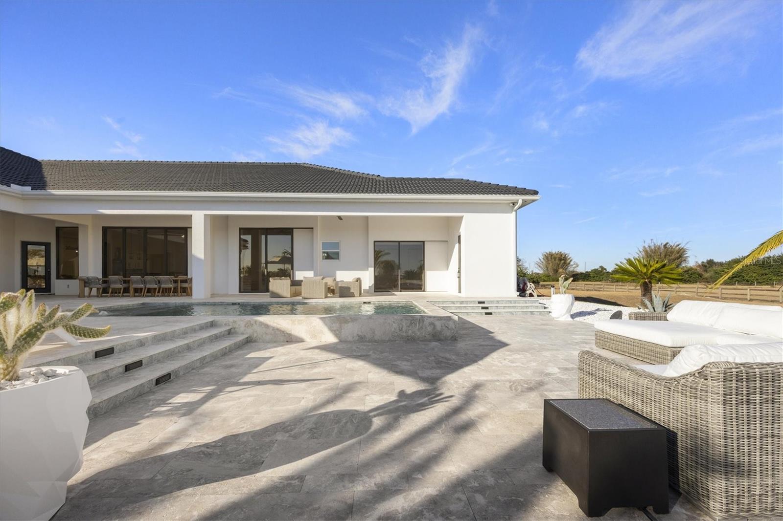 A4683096 Property Photo