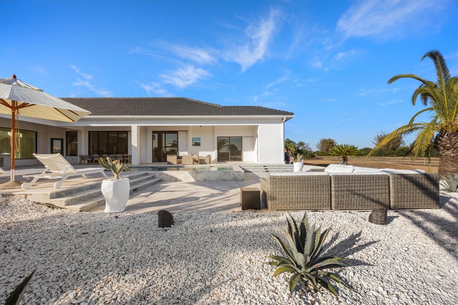 A4683096 Property Photo