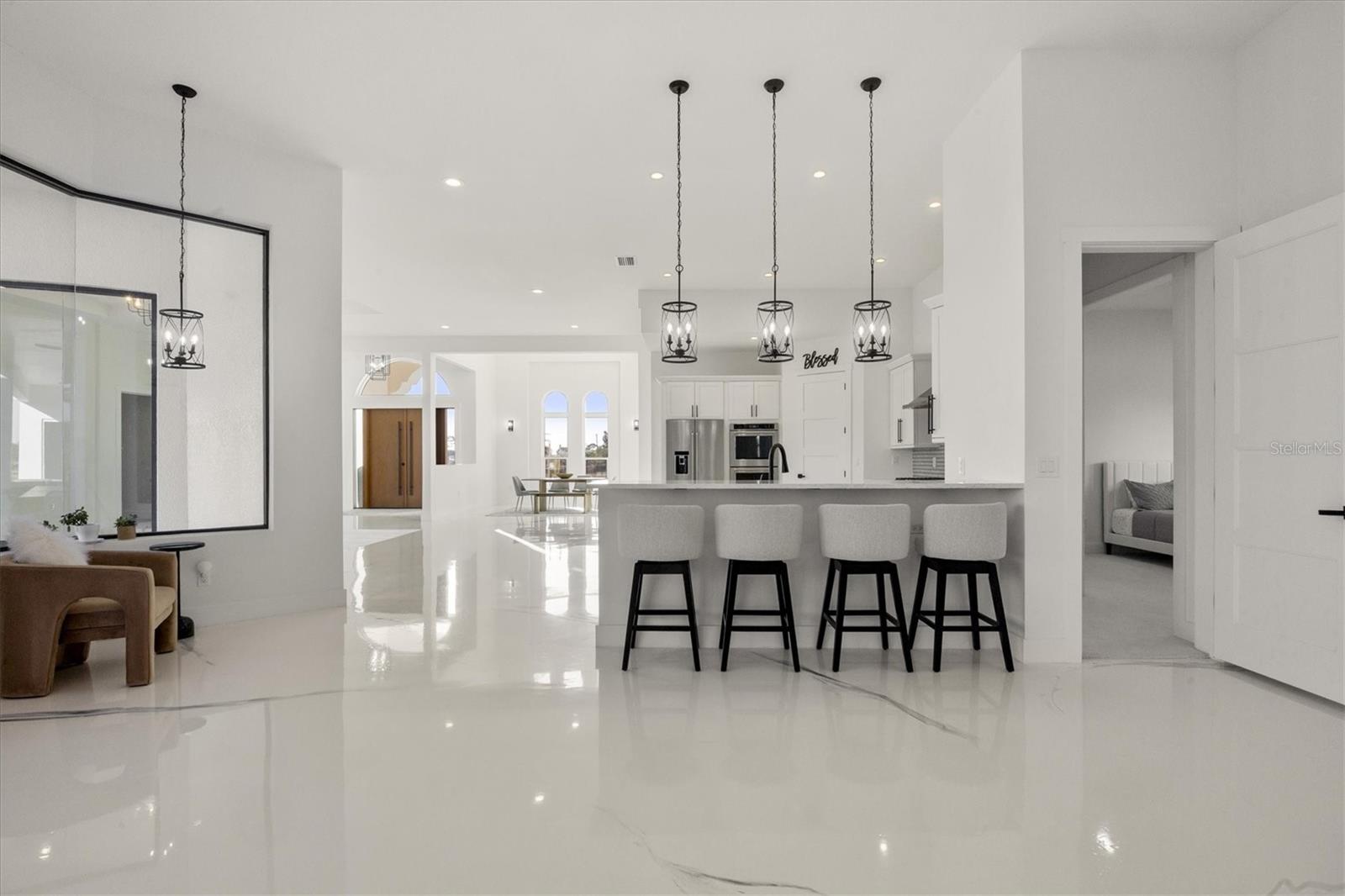 A4683096 Property Photo