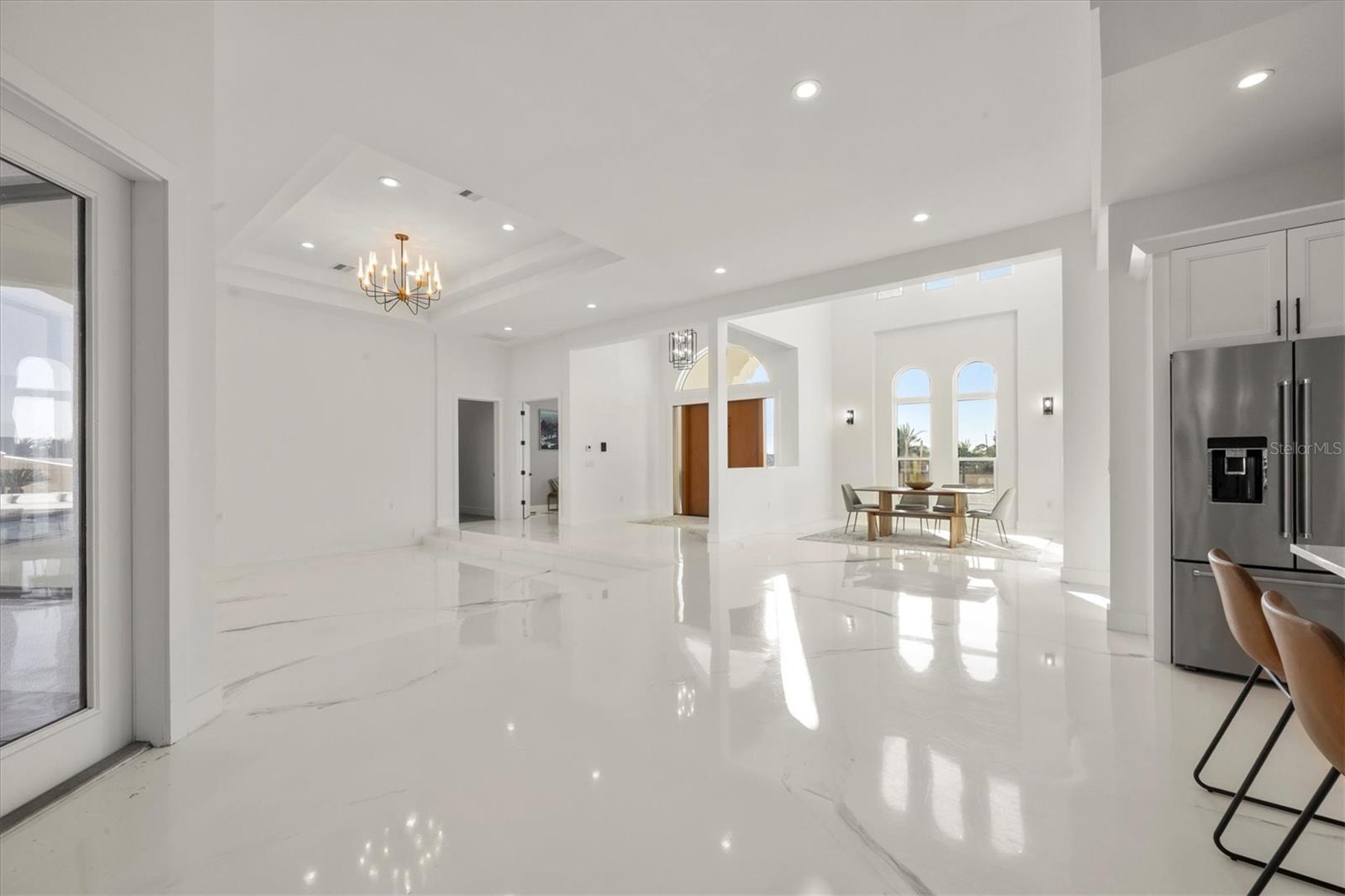 A4683096 Property Photo