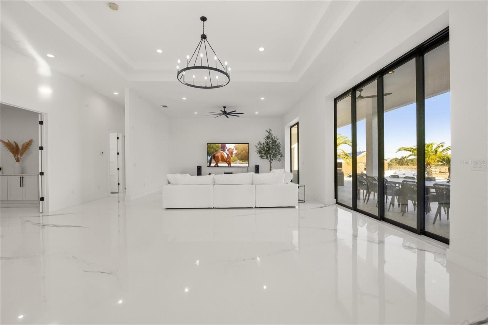 A4683096 Property Photo