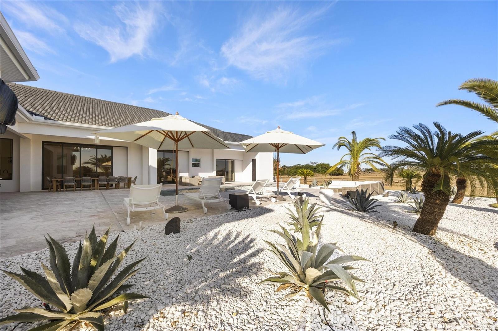 A4683096 Property Photo