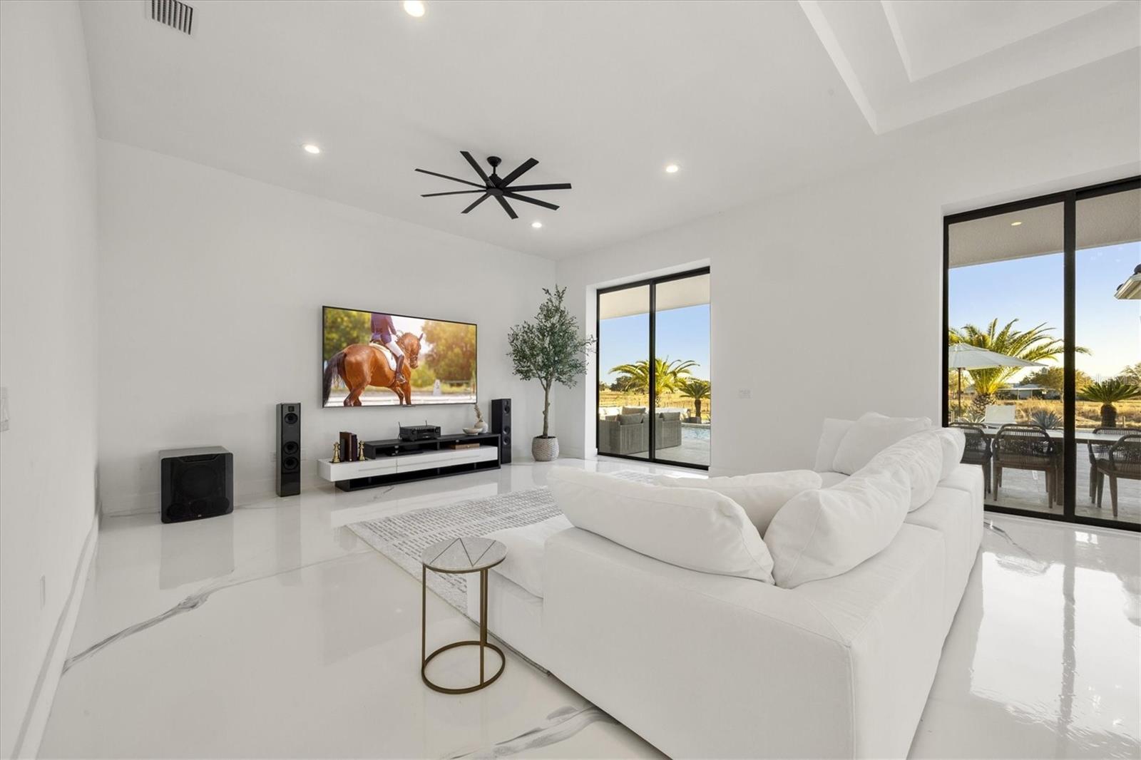 A4683096 Property Photo