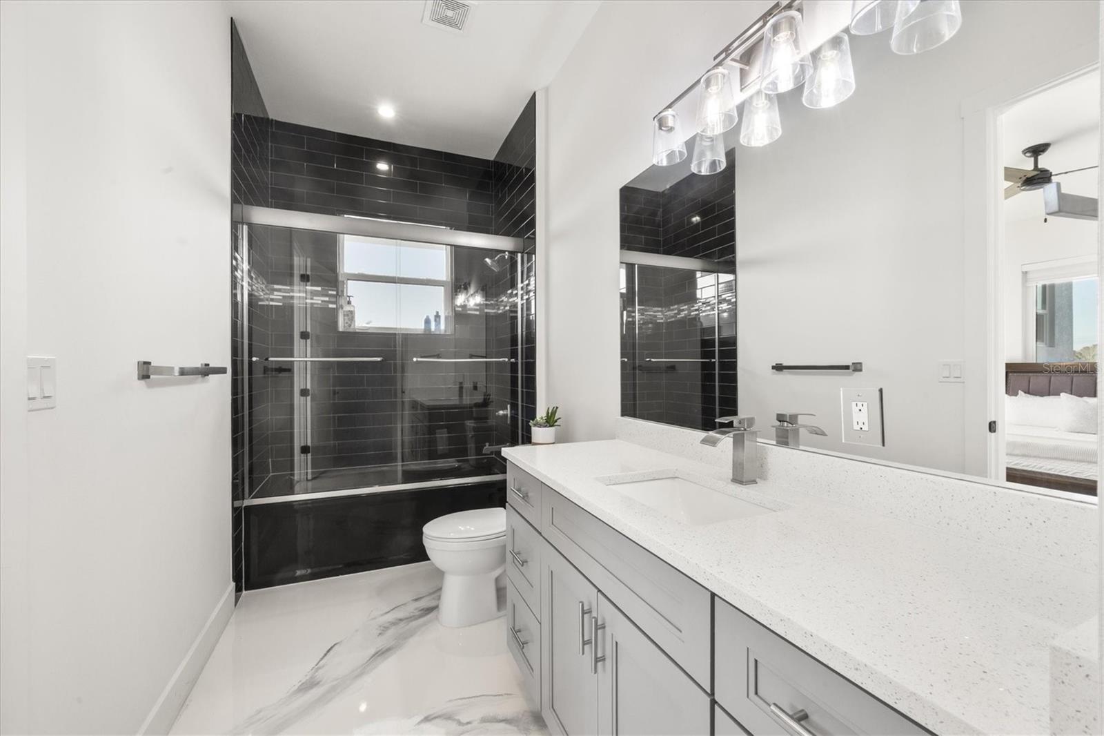 A4683096 Property Photo