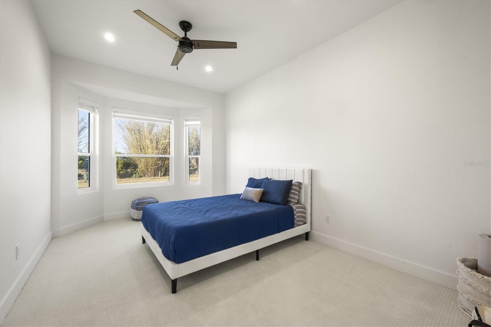 A4683096 Property Photo