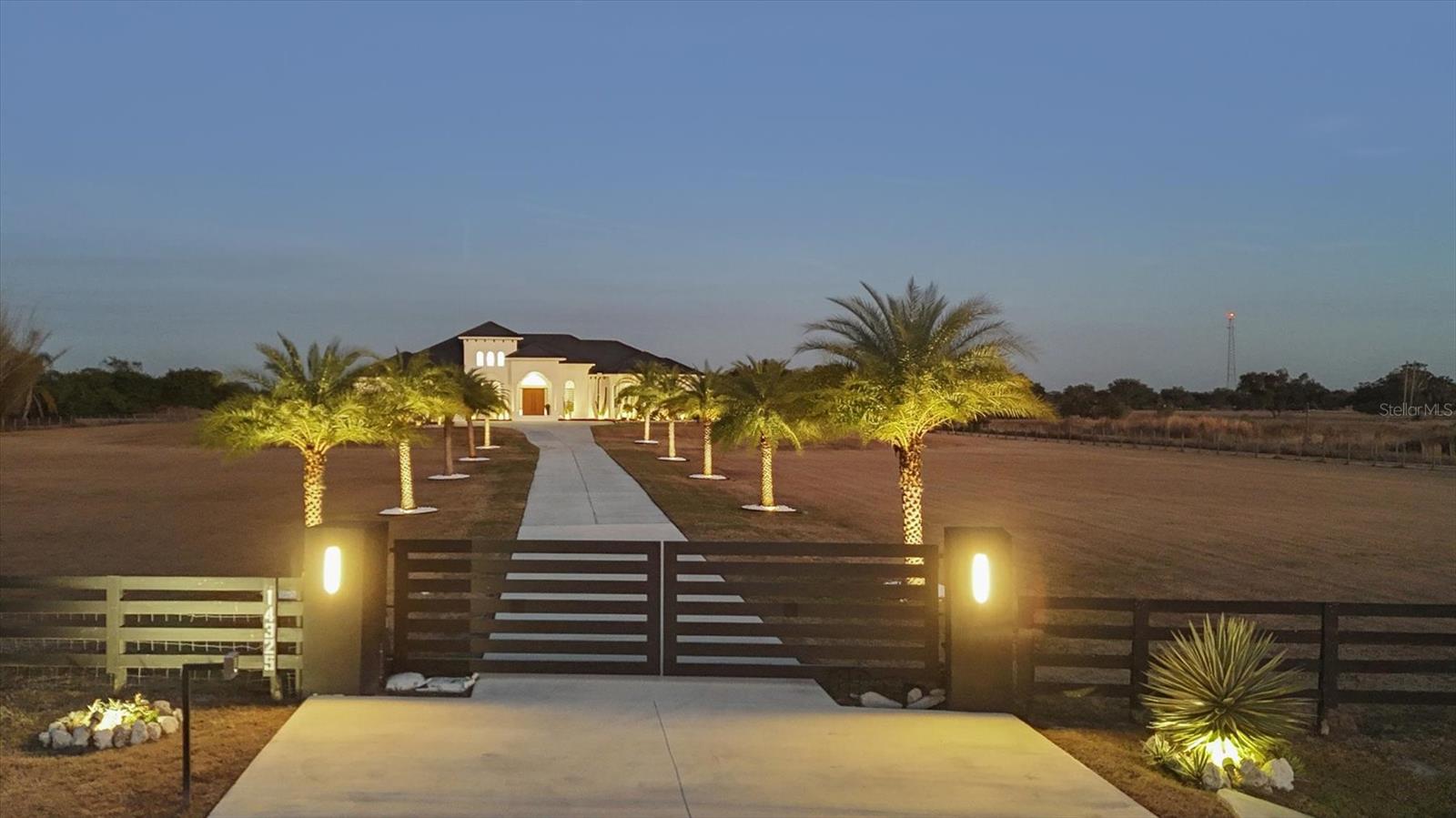 A4683096 Property Photo