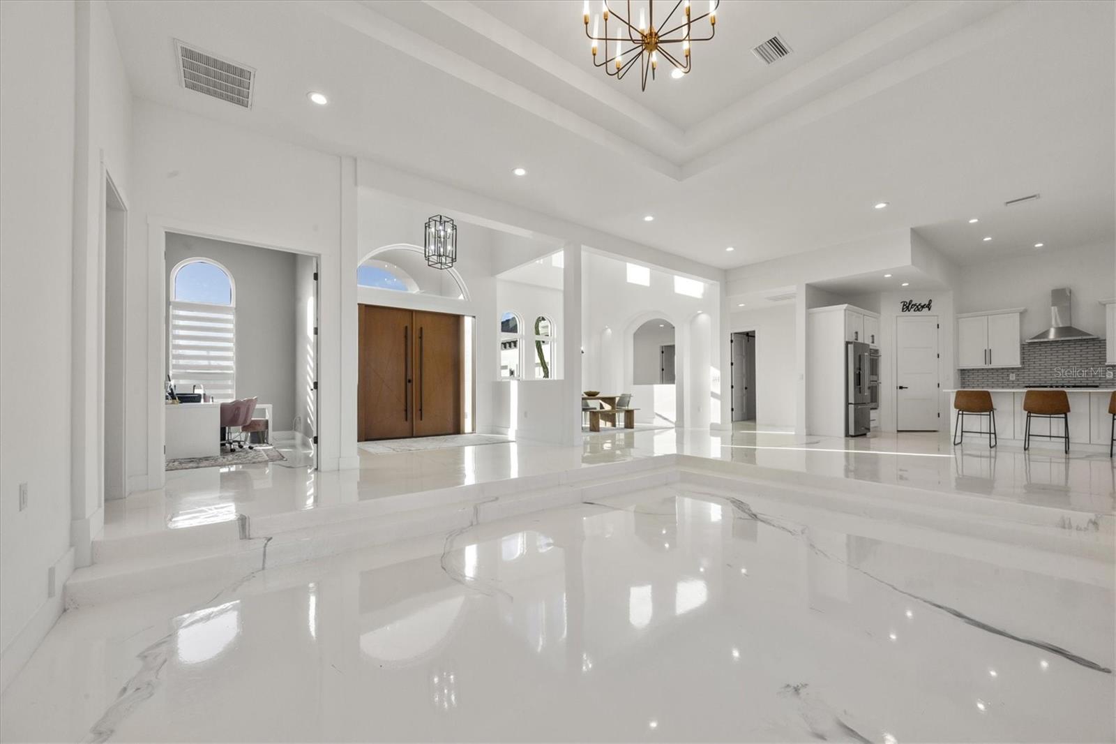 A4683096 Property Photo