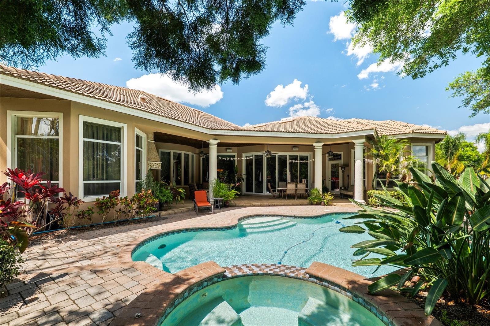1368 PLAYMOOR DR, PALM HARBOR, FL, 34683