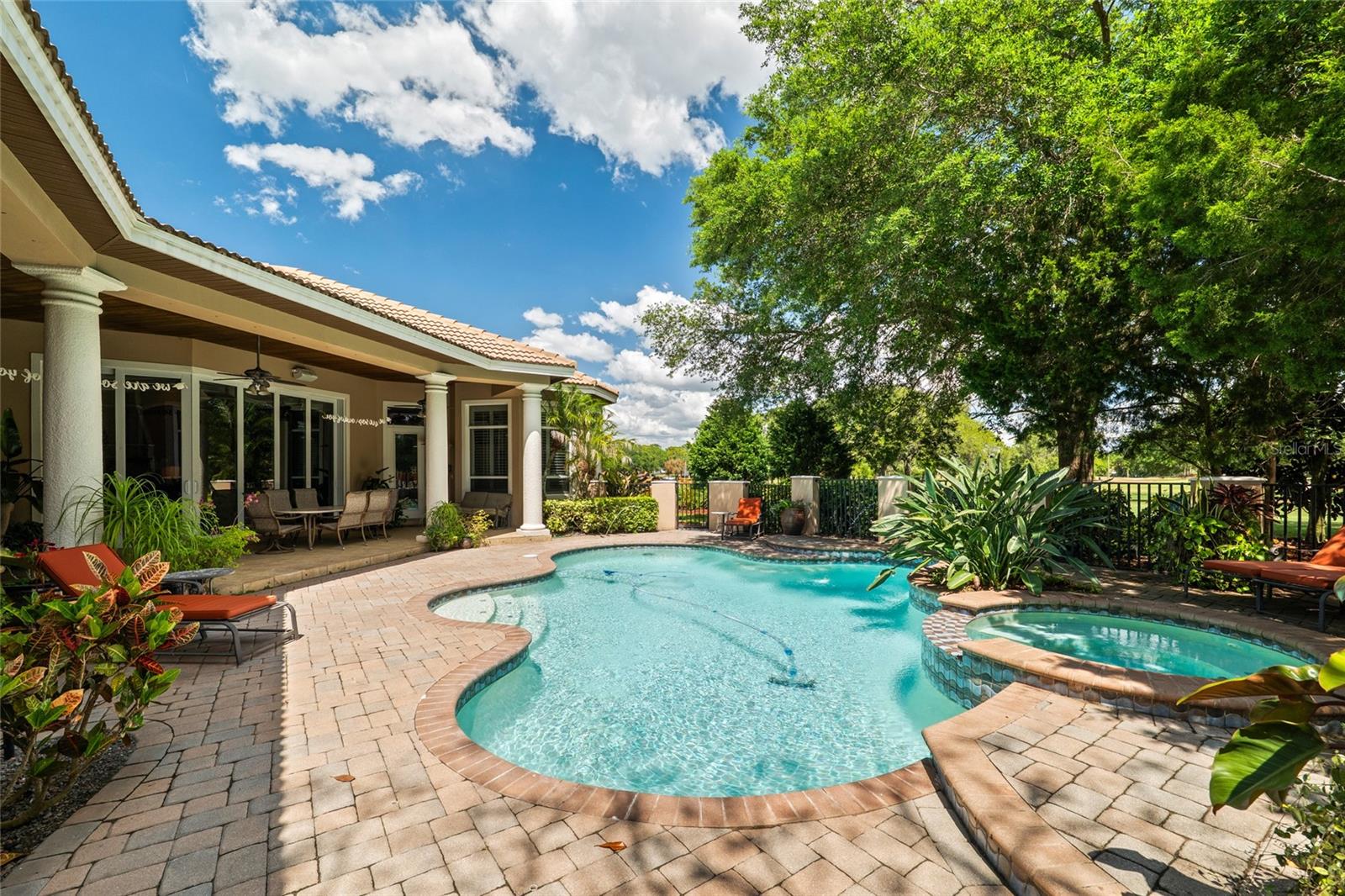 1368 PLAYMOOR DR, PALM HARBOR, FL, 34683