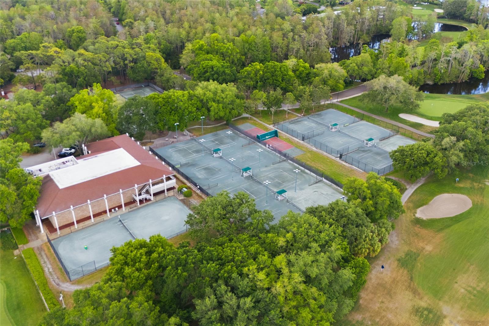 1368 PLAYMOOR DR, PALM HARBOR, FL, 34683
