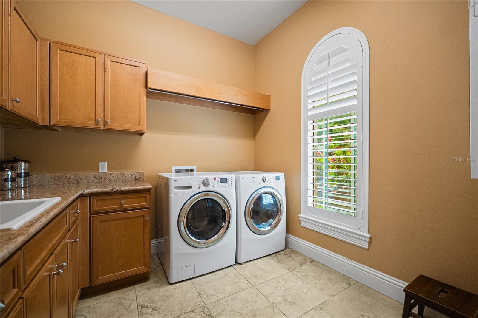 1368 PLAYMOOR DR, PALM HARBOR, FL, 34683