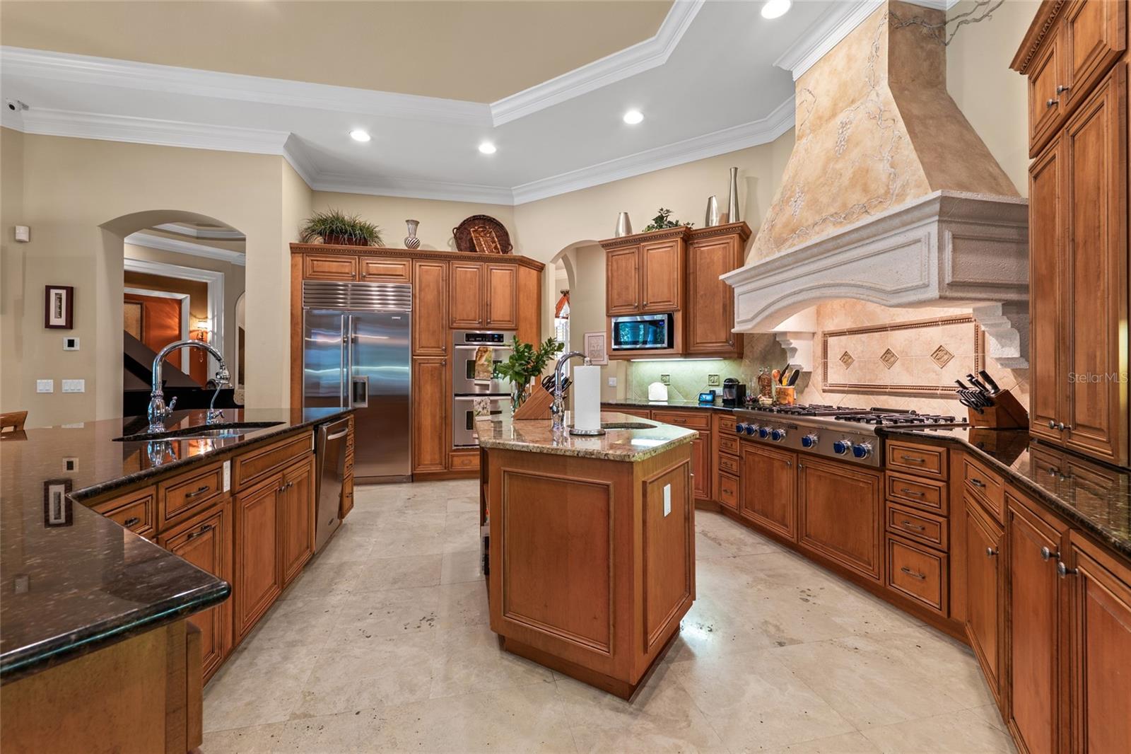 1368 PLAYMOOR DR, PALM HARBOR, FL, 34683