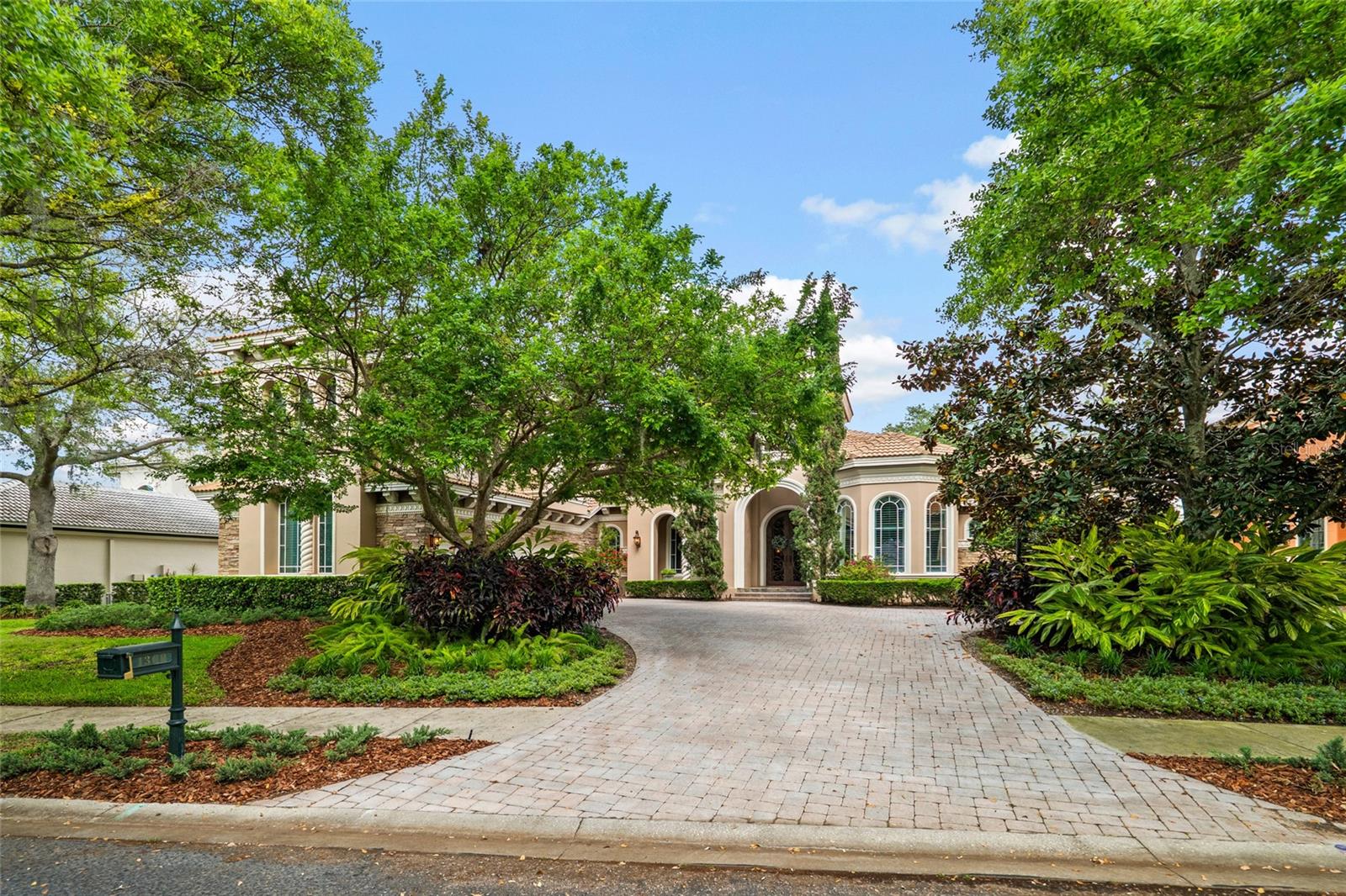 1368 PLAYMOOR DR, PALM HARBOR, FL, 34683