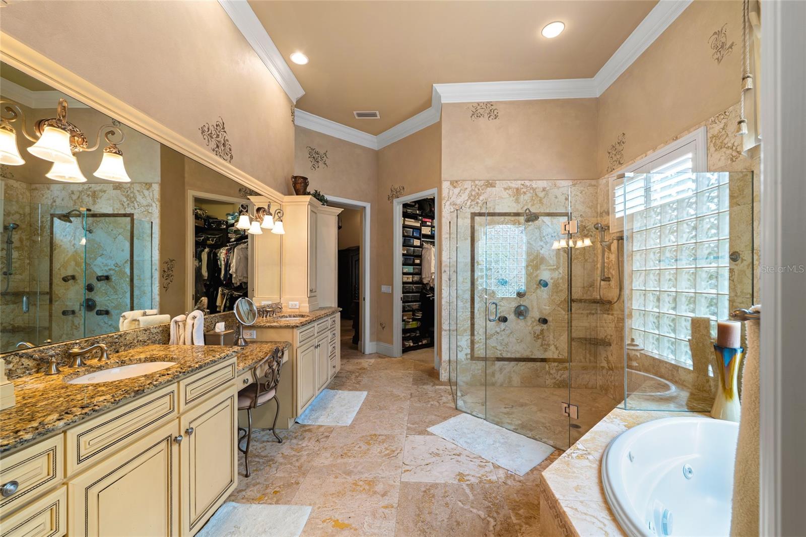 1368 PLAYMOOR DR, PALM HARBOR, FL, 34683