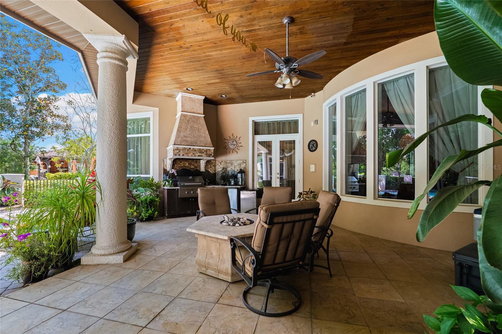 1368 PLAYMOOR DR, PALM HARBOR, FL, 34683