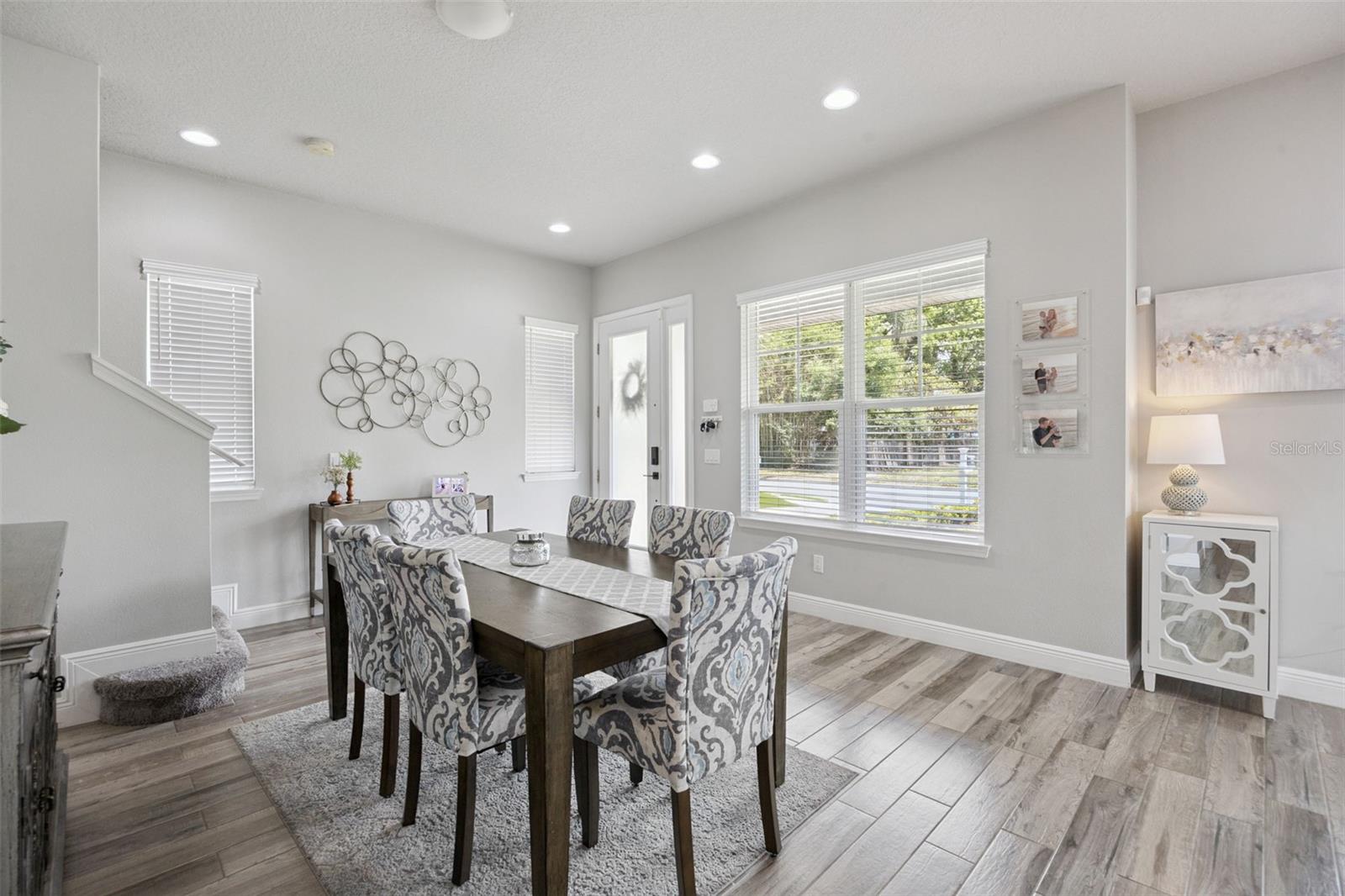135 E CRYSTAL LAKE ST, ORLANDO, FL, 32806