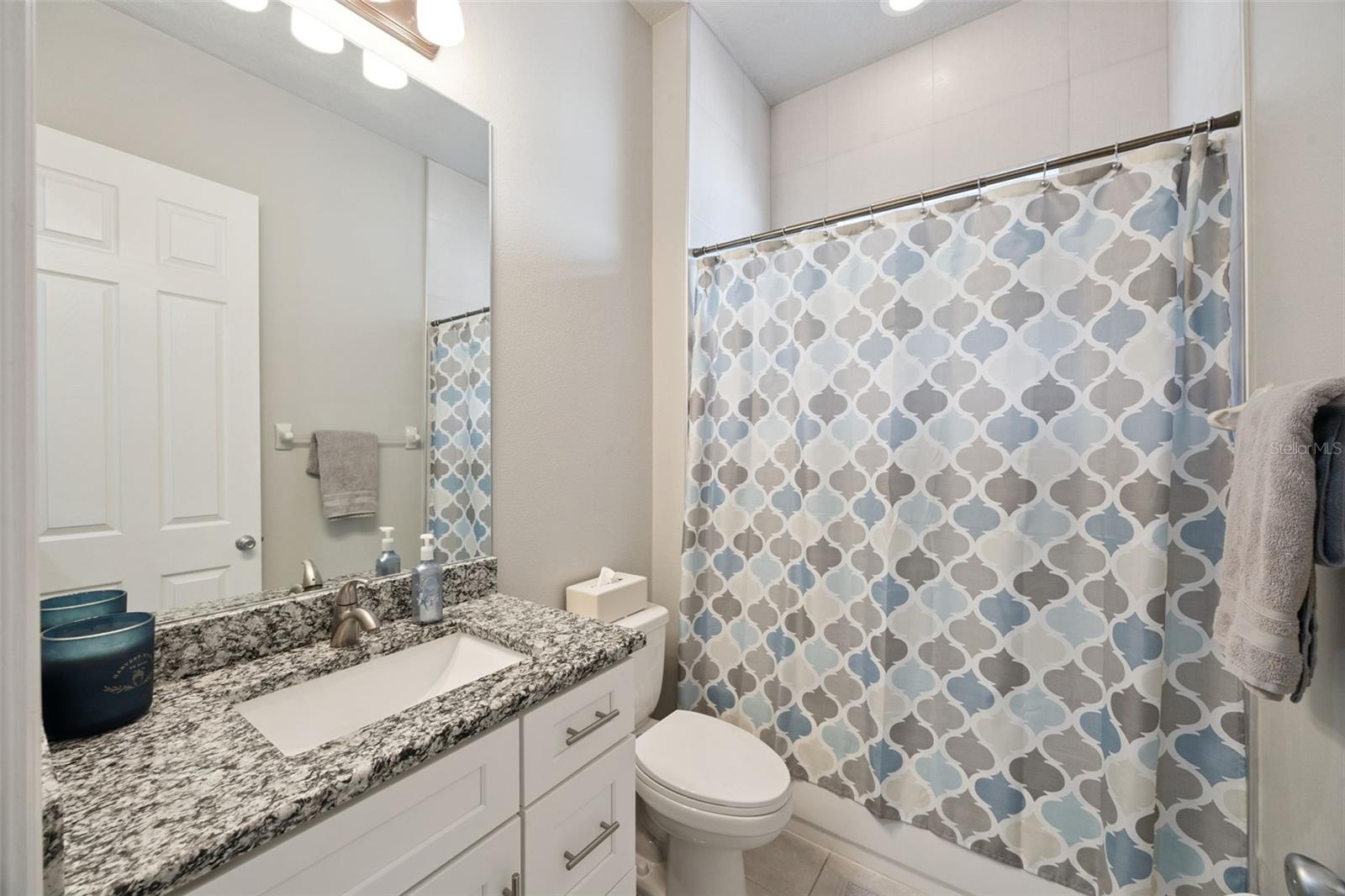 135 E CRYSTAL LAKE ST, ORLANDO, FL, 32806
