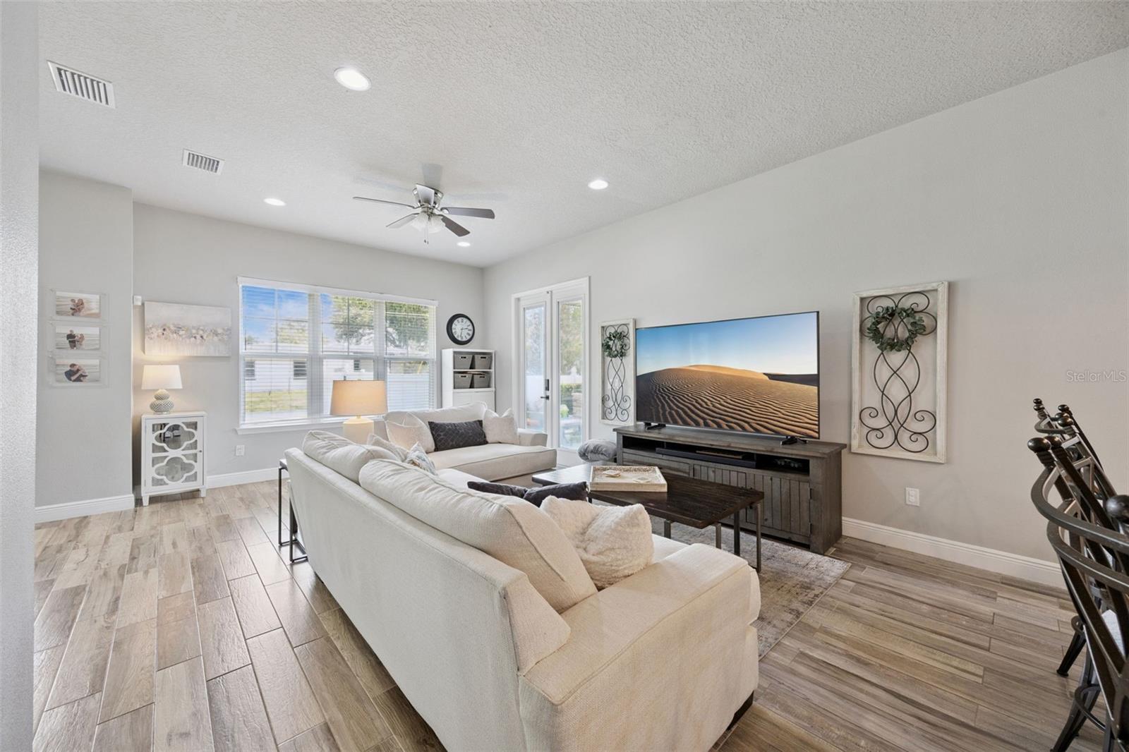 135 E CRYSTAL LAKE ST, ORLANDO, FL, 32806