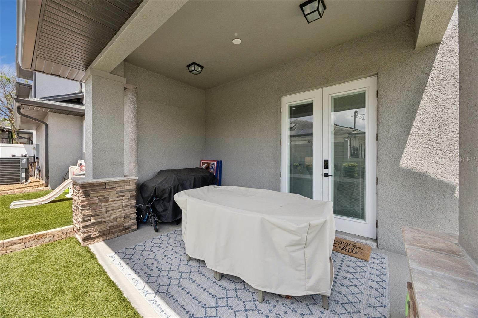135 E CRYSTAL LAKE ST, ORLANDO, FL, 32806