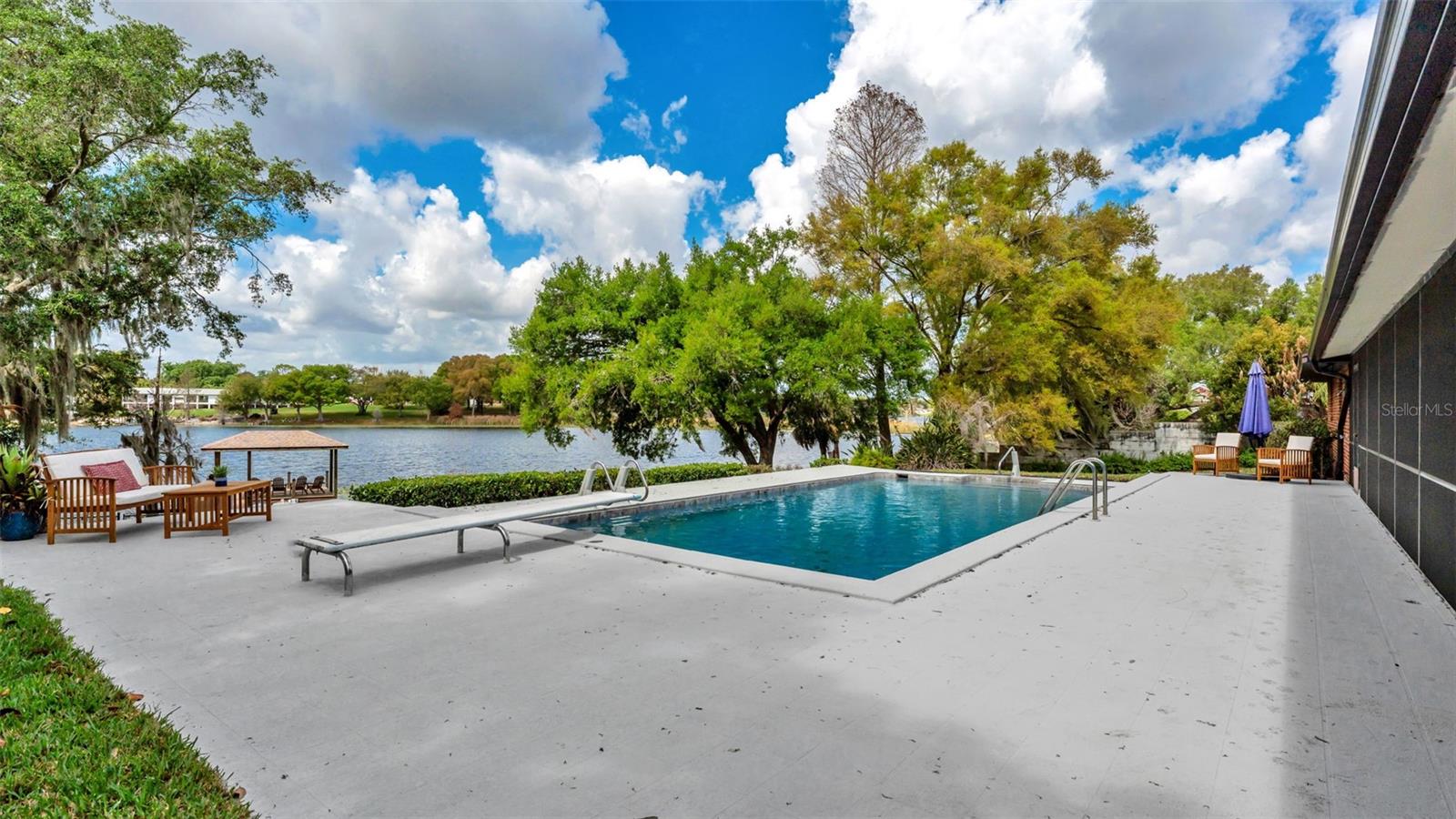 L4959536 Property Photo