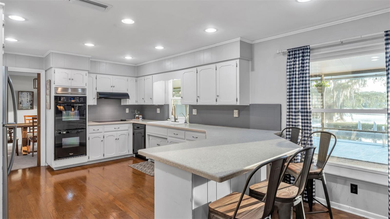 L4959536 Property Photo