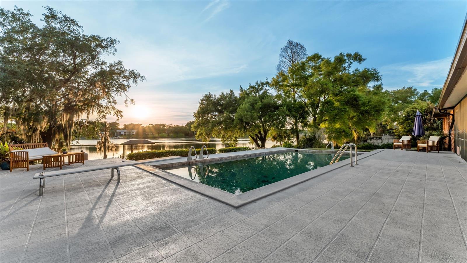 L4959536 Property Photo