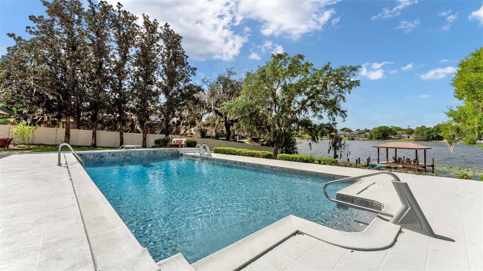 L4959536 Property Photo