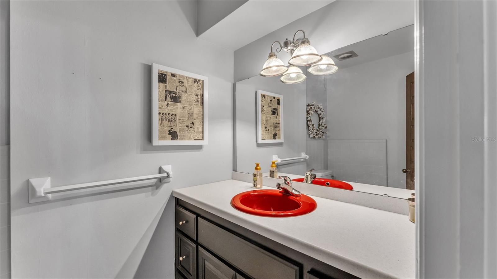 L4959536 Property Photo