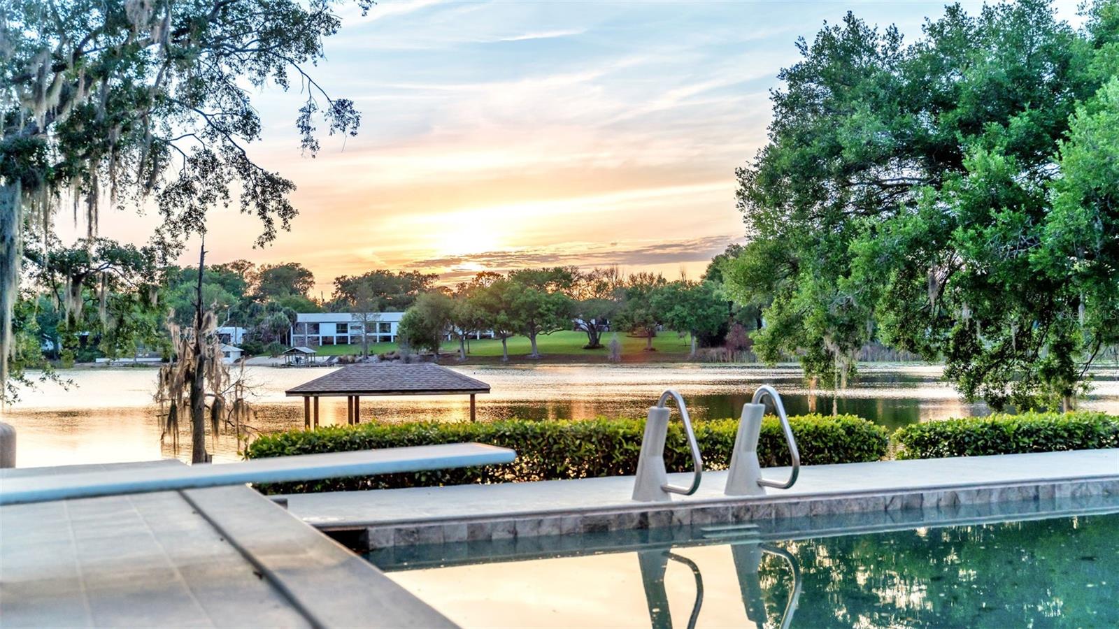 L4959536 Property Photo