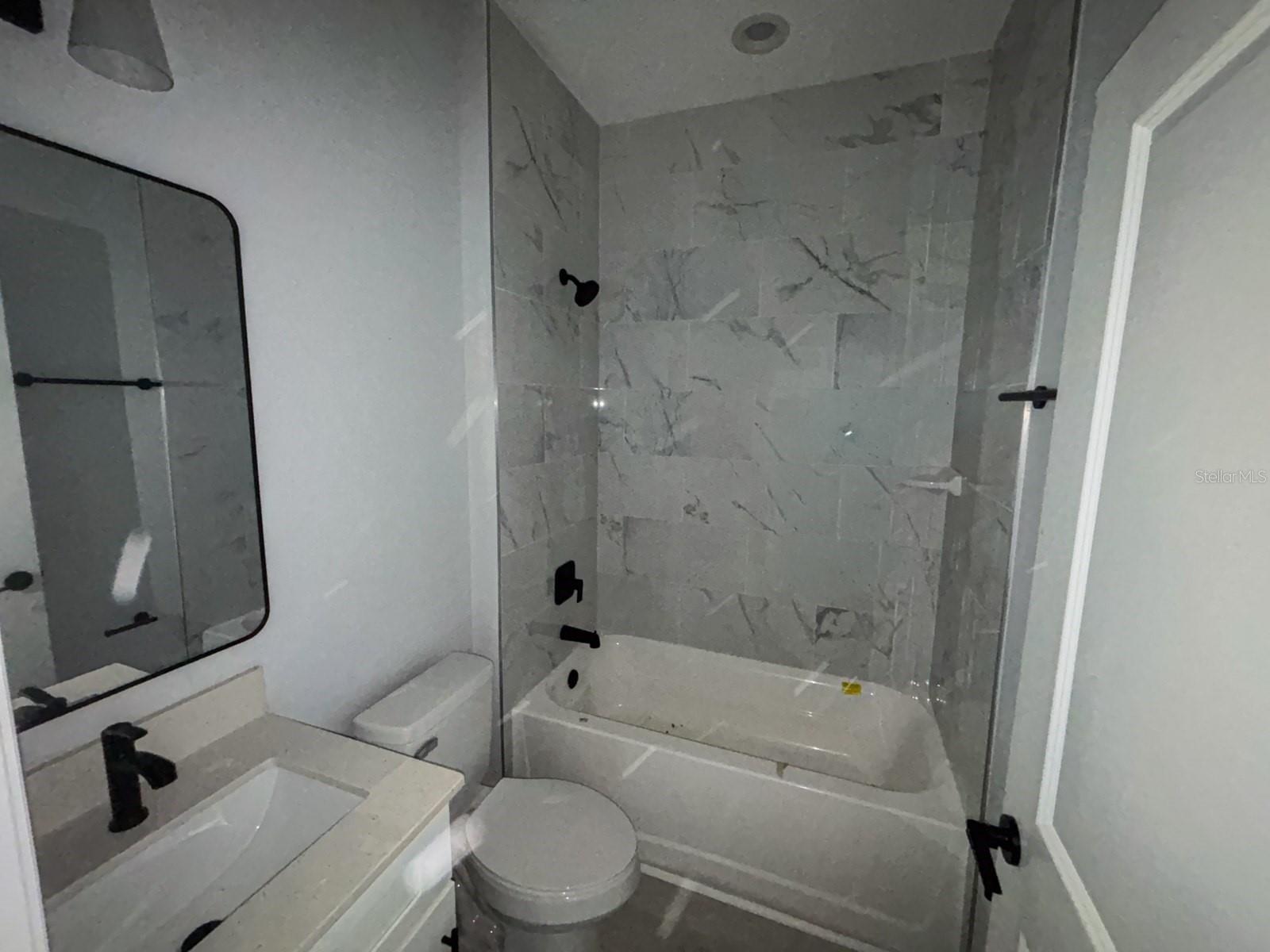 105 PONOKA ST, PORT CHARLOTTE, FL, 33954