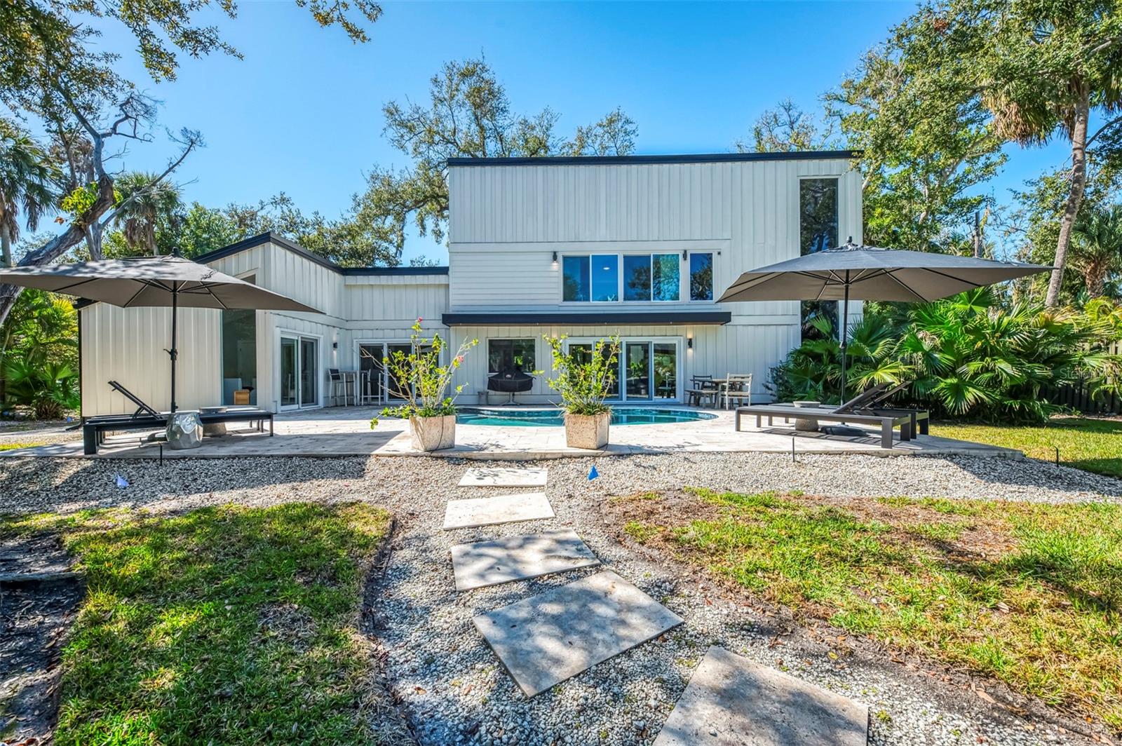 N6143036 Property Photo