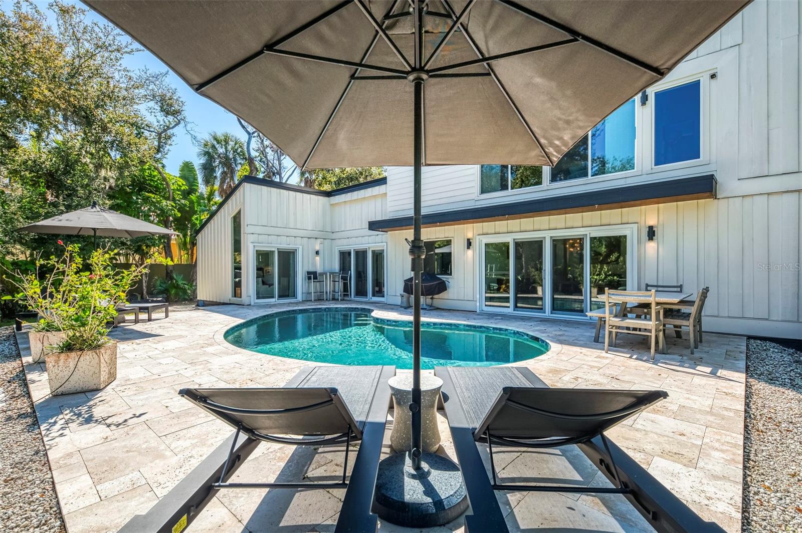 N6143036 Property Photo