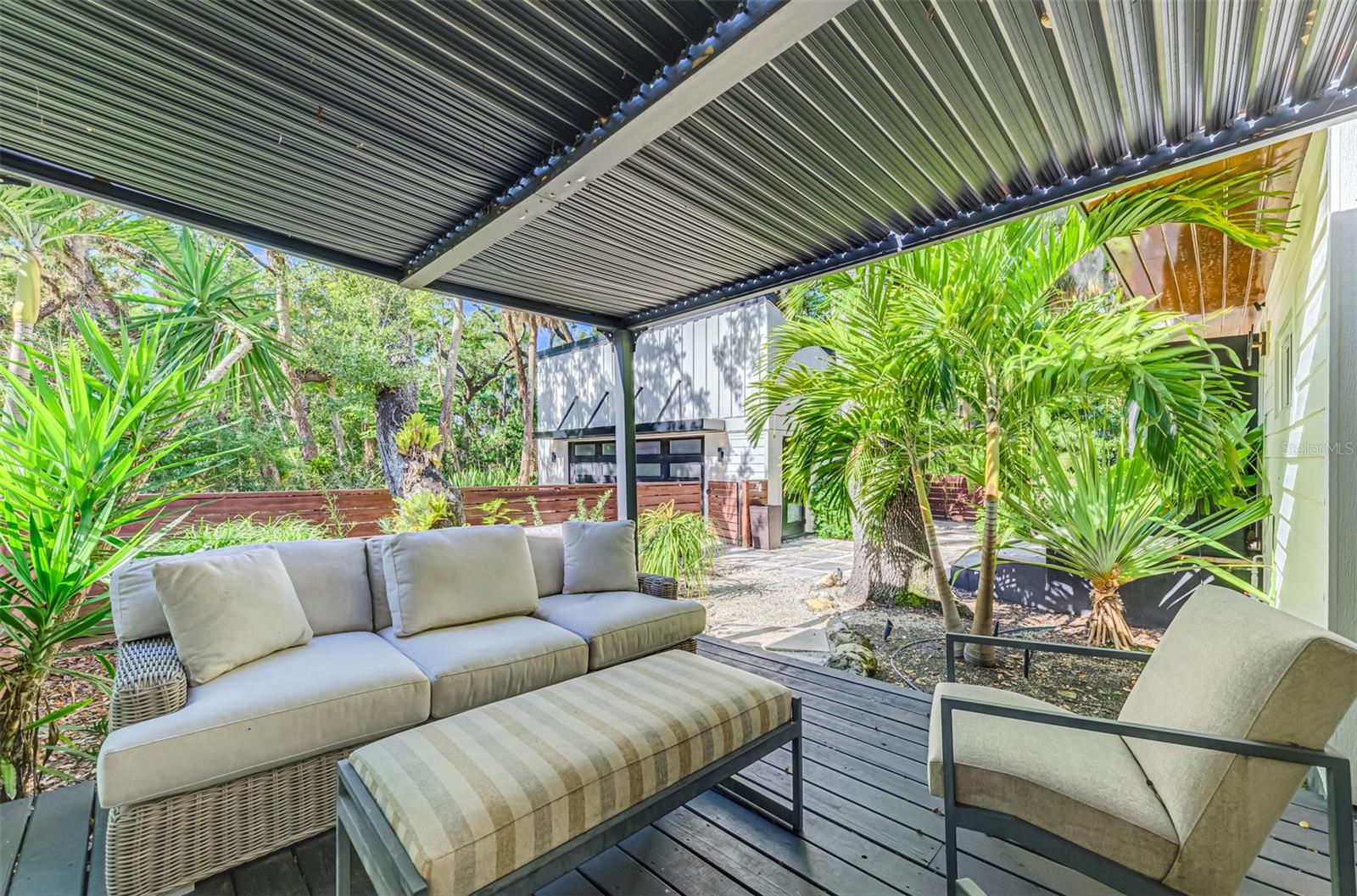 N6143036 Property Photo