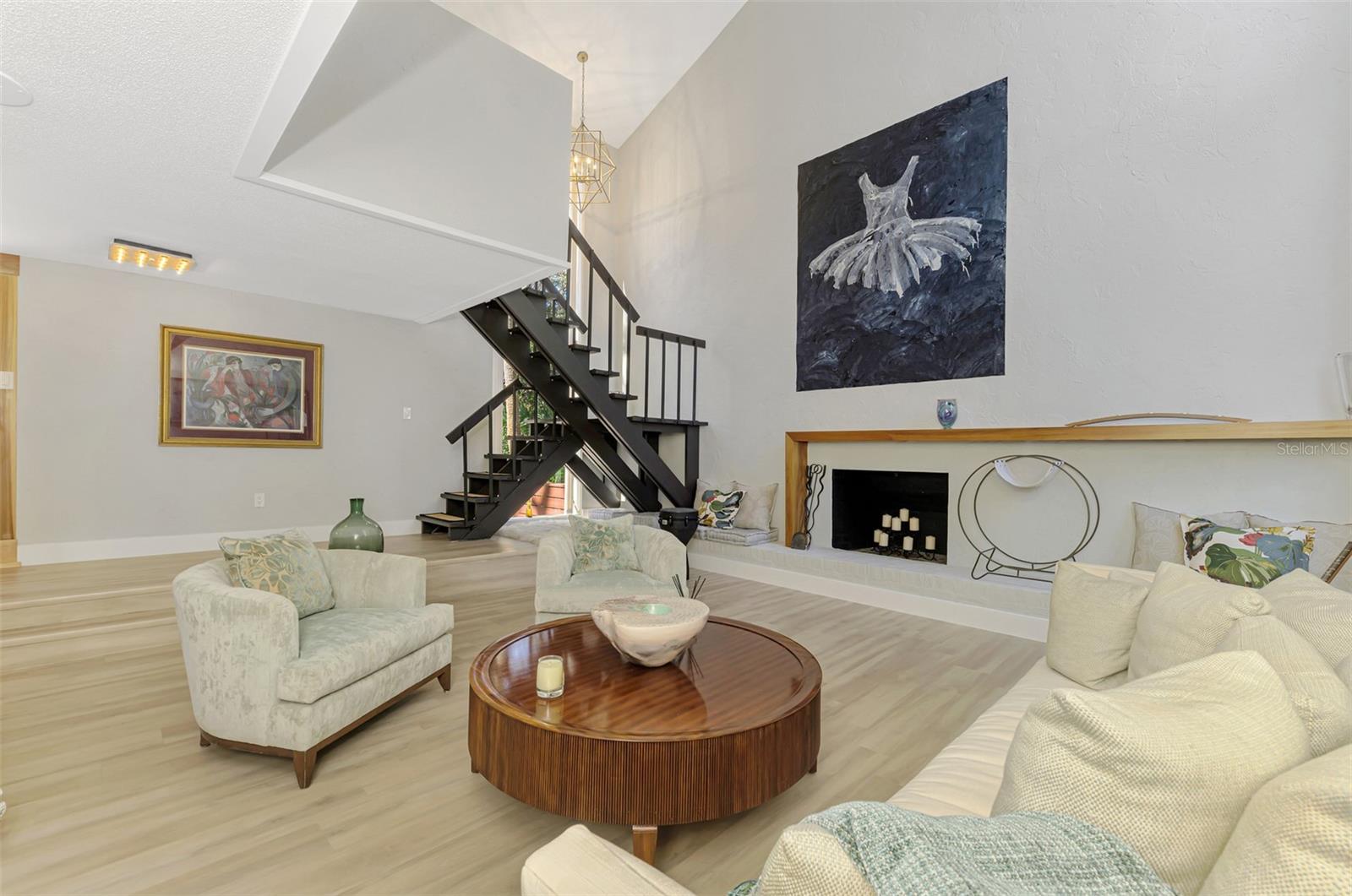 N6143036 Property Photo