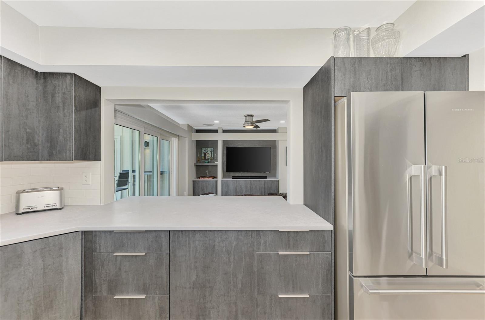 N6143036 Property Photo