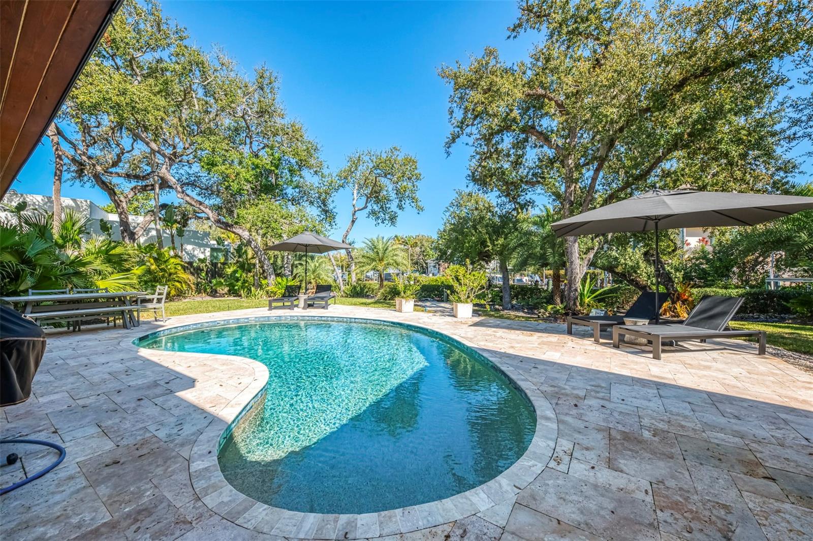 N6143036 Property Photo