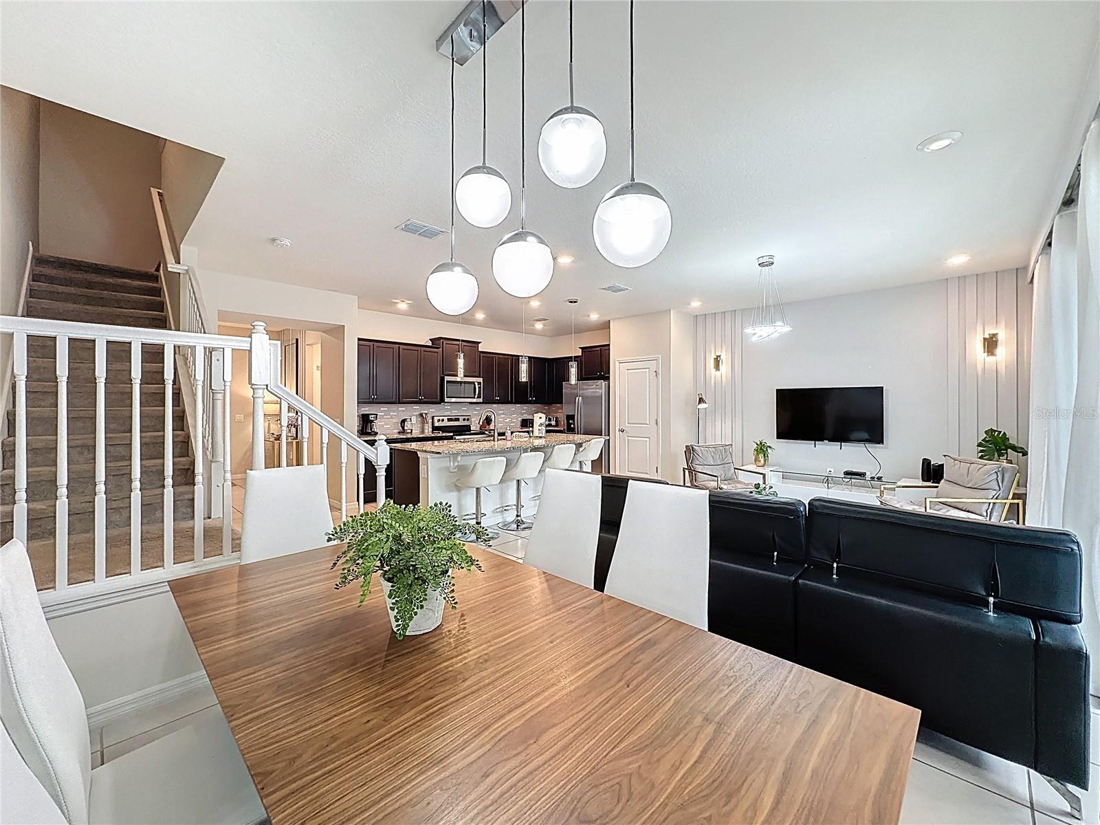 1366 LAVA TREE DR, DAVENPORT, FL, 33897