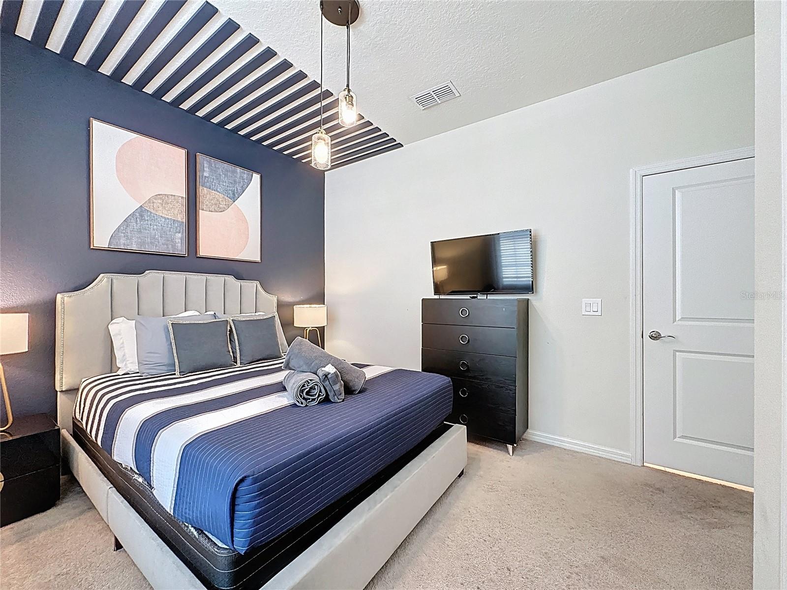 1366 LAVA TREE DR, DAVENPORT, FL, 33897