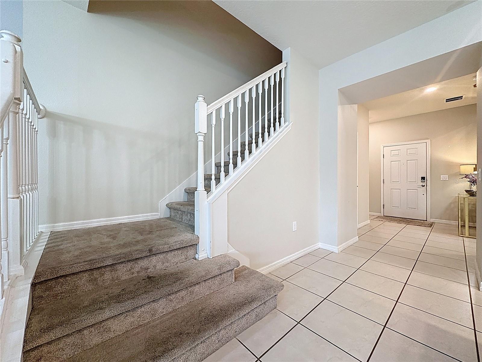 1366 LAVA TREE DR, DAVENPORT, FL, 33897