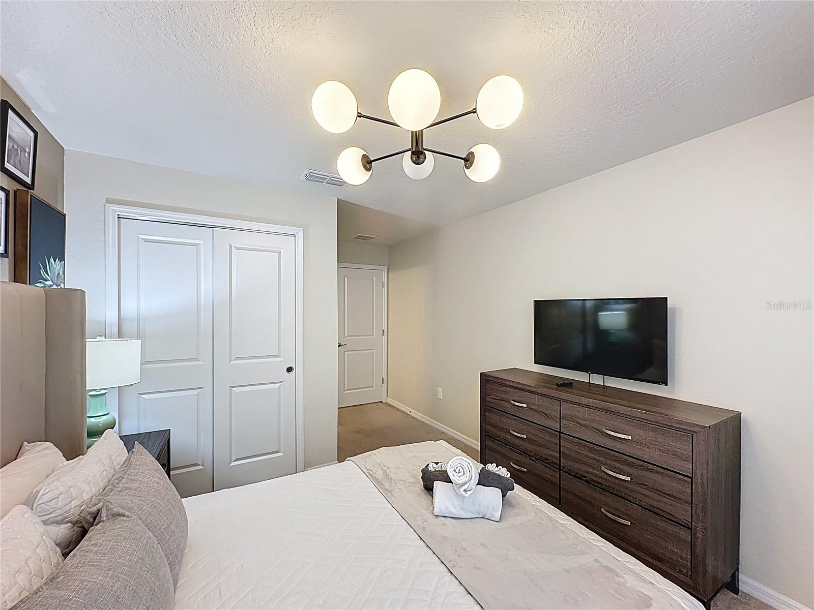 1366 LAVA TREE DR, DAVENPORT, FL, 33897