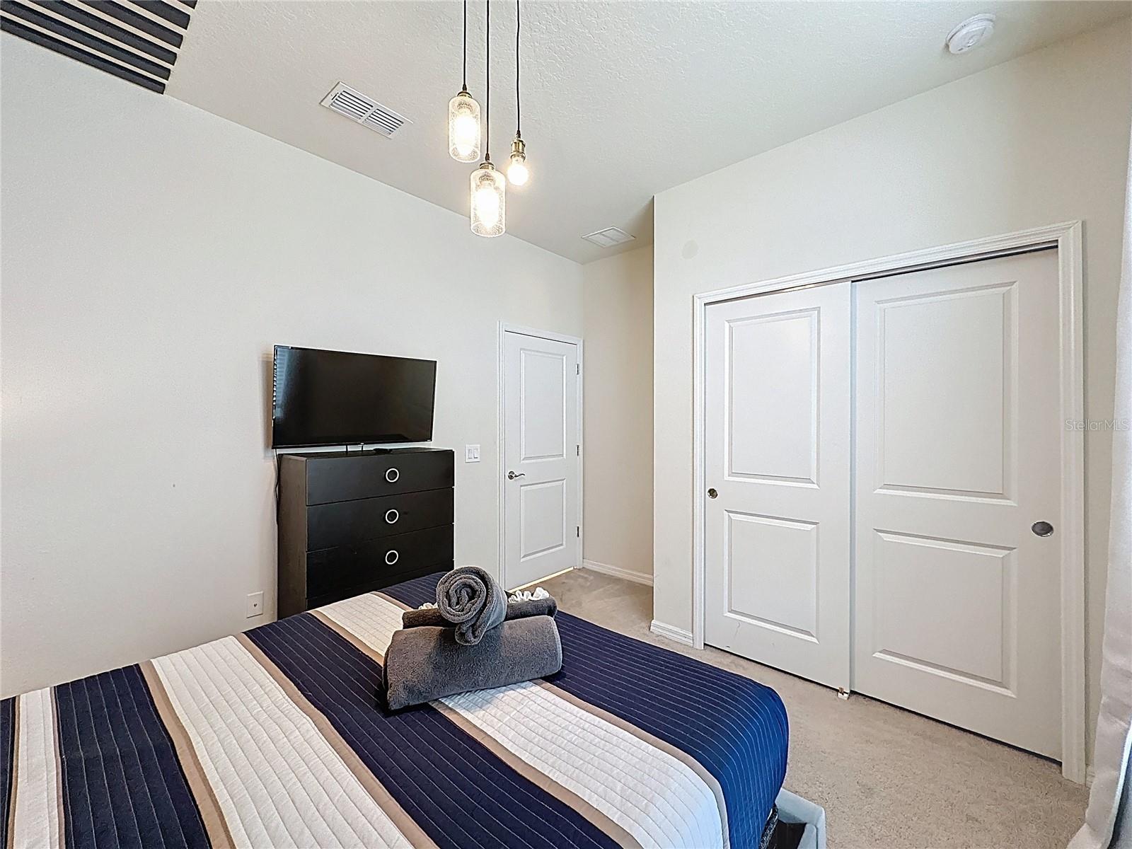 1366 LAVA TREE DR, DAVENPORT, FL, 33897